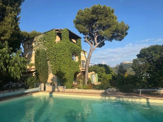 Villa de 7 pièces de luxe en vente Cassis, France