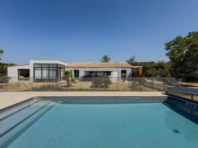 Villa de 7 pièces de luxe en vente Draguignan, France