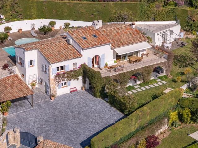 Villa de 7 pièces de luxe en vente Golfe Juan, Provence Alpes Côte d'Azur