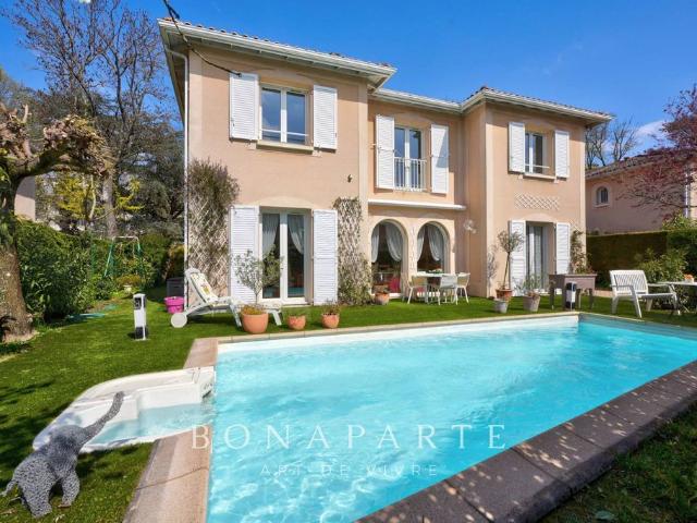 Villa de 7 pièces de luxe en vente Lyon, Auvergne Rhône Alpes