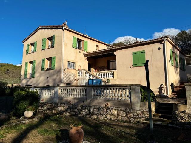 Villa de 7 pièces de luxe en vente La Turbie, Provence Alpes Côte d'Azur