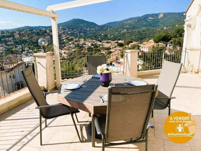 Villa de 7 pièces de luxe en vente Le Lavandou, Provence Alpes Côte d'Azur