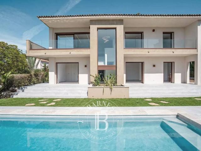 Villa de 7 pièces de luxe en vente Roquebrune sur Argens, Provence Alpes Côte d'Azur