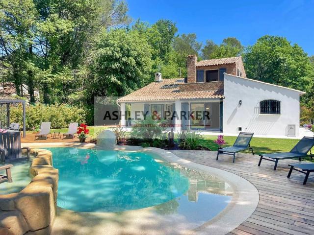 Villa de 7 pièces de luxe en vente Roquefort les Pins, Provence Alpes Côte d'Azur