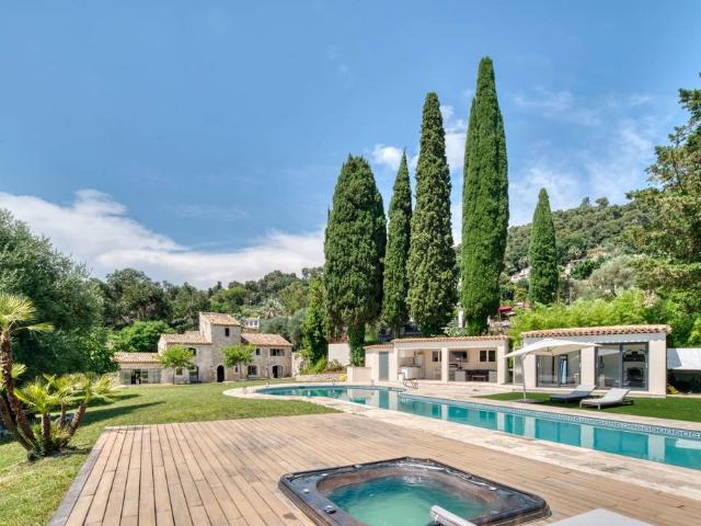 Villa de 7 pièces de luxe en vente Saint Paul, Provence Alpes Côte d'Azur