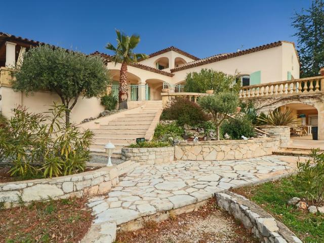 Villa de 7 pièces de luxe en vente Saint Vallier de Thiey, Provence Alpes Côte d'Azur