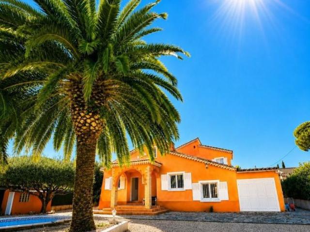 Villa de 7 pièces de luxe en vente Six Fours les Plages, Provence Alpes Côte d'Azur
