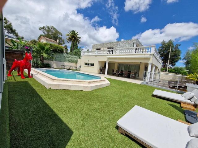Villa de 7 pièces de luxe en vente Vence, Provence Alpes Côte d'Azur