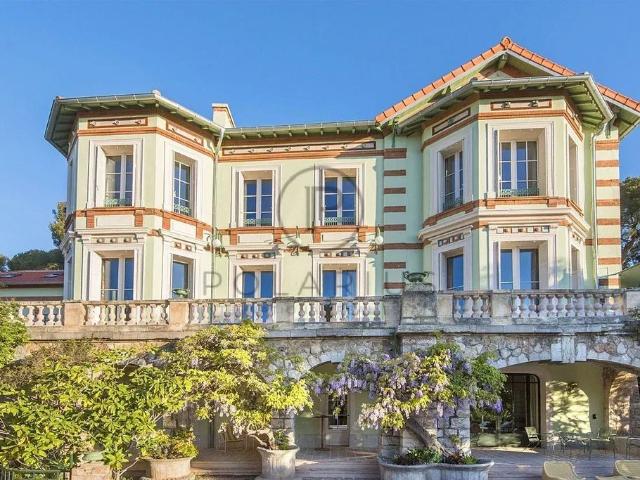 Villa de 8 pièces de luxe en location Hyères, Provence Alpes Côte d'Azur