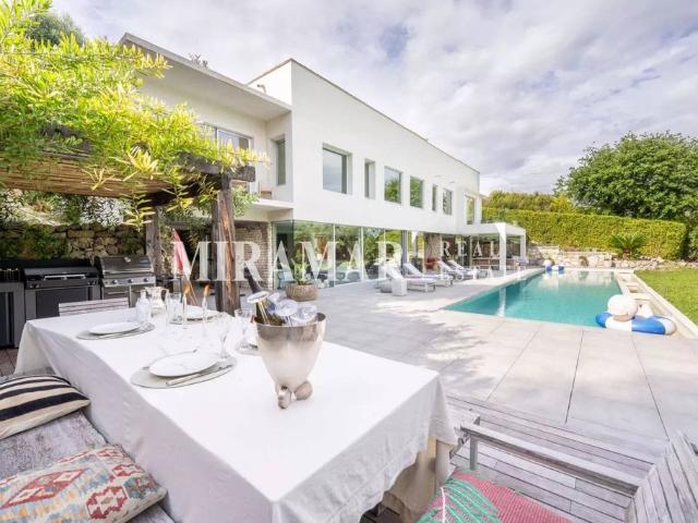Villa de 8 pièces de luxe en vente Nice, Provence Alpes Côte d'Azur
