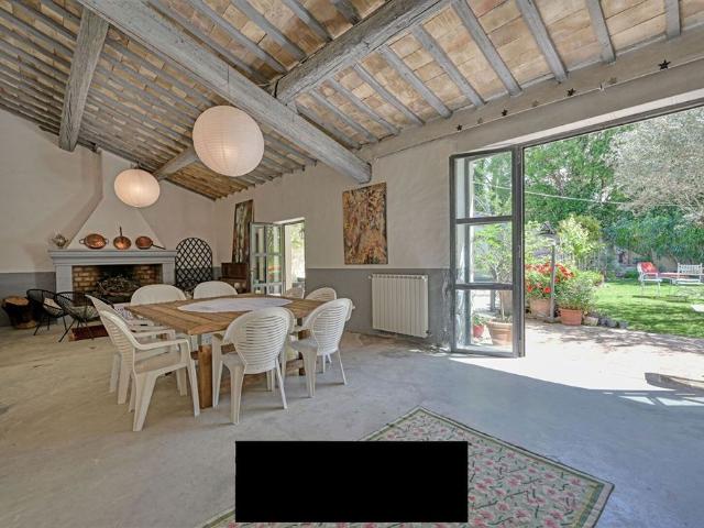 Villa de 8 pièces de luxe en vente Aimargues, France