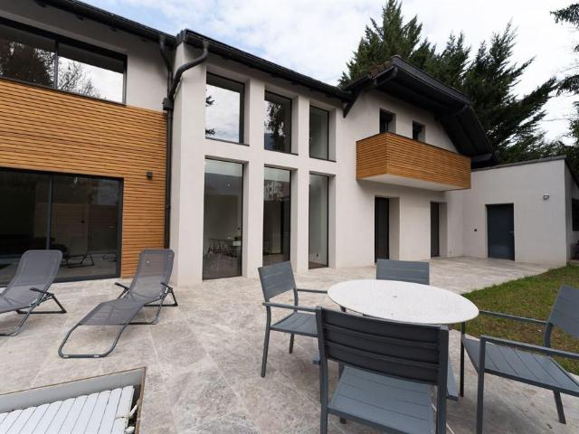 Villa de 8 pièces de luxe en vente Annecy le Vieux, France
