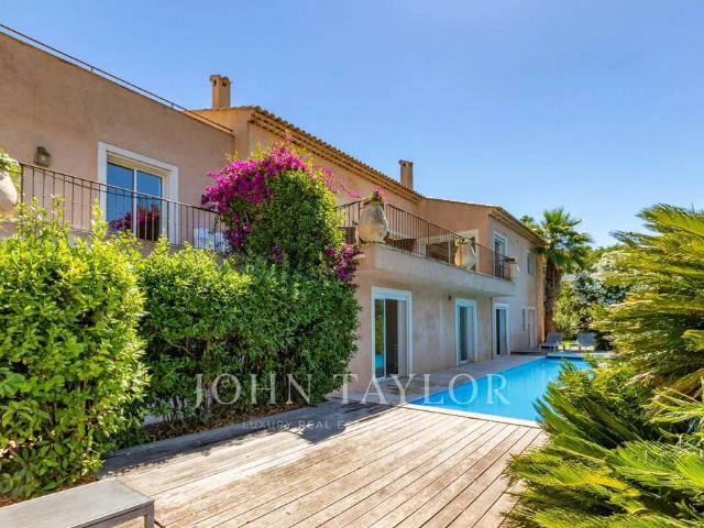 Villa de 8 pièces de luxe en vente Antibes, Provence Alpes Côte d'Azur