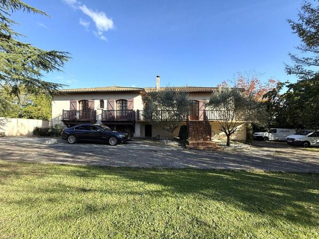 Villa de 8 pièces de luxe en vente Bouliac, France