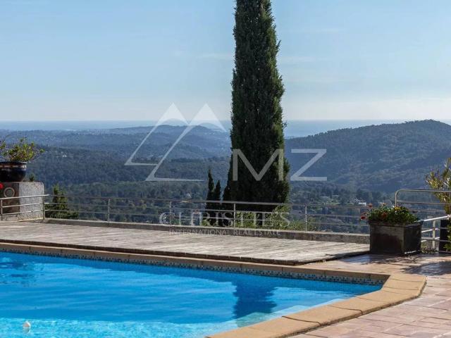 Villa de 8 pièces de luxe en vente Cabris, Provence Alpes Côte d'Azur
