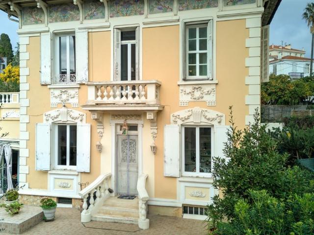 Villa de 8 pièces de luxe en vente Cannes, Provence Alpes Côte d'Azur