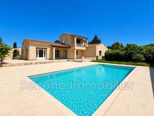 Villa de 8 pièces de luxe en vente Châteaurenard, Provence Alpes Côte d'Azur