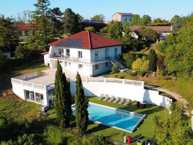 Villa de 8 pièces de luxe en vente Dommartin, Auvergne Rhône Alpes