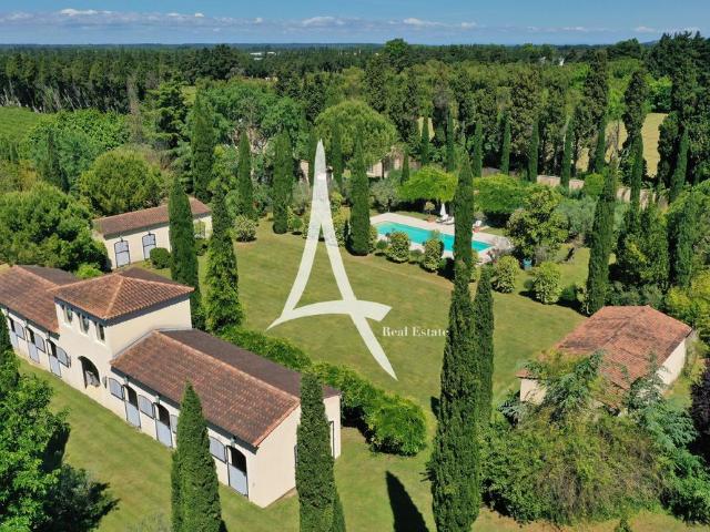 Villa de 8 pièces de luxe en vente Eygalières, France