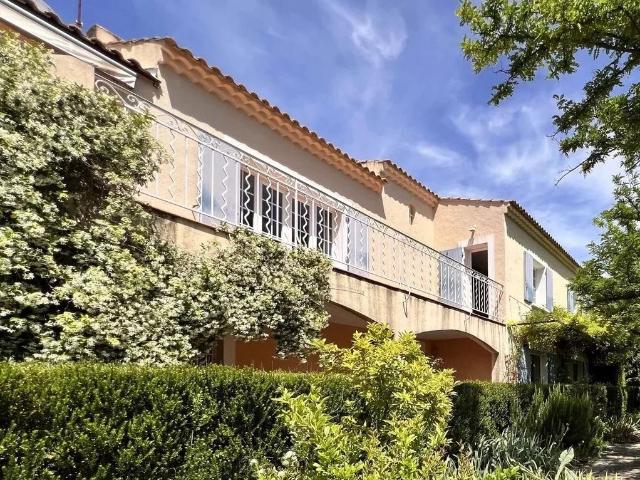 Villa de 8 pièces de luxe en vente Fontvieille, Provence Alpes Côte d'Azur