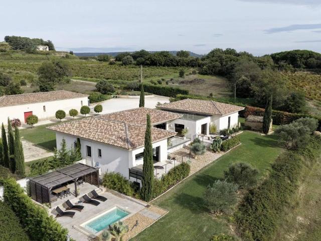 Villa de 8 pièces de luxe en vente La Capelle et Masmolène, France