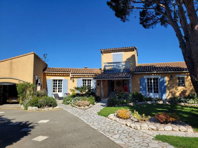 Villa de 8 pièces de luxe en vente Rochefort du Gard, Occitanie