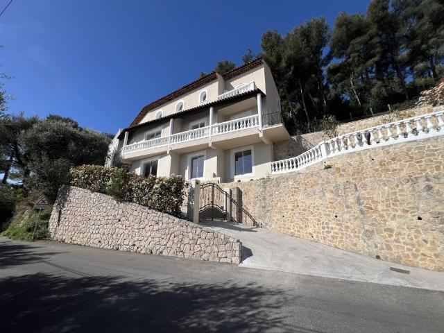 Villa de 8 pièces de luxe en vente Roquebrune Cap Martin, France