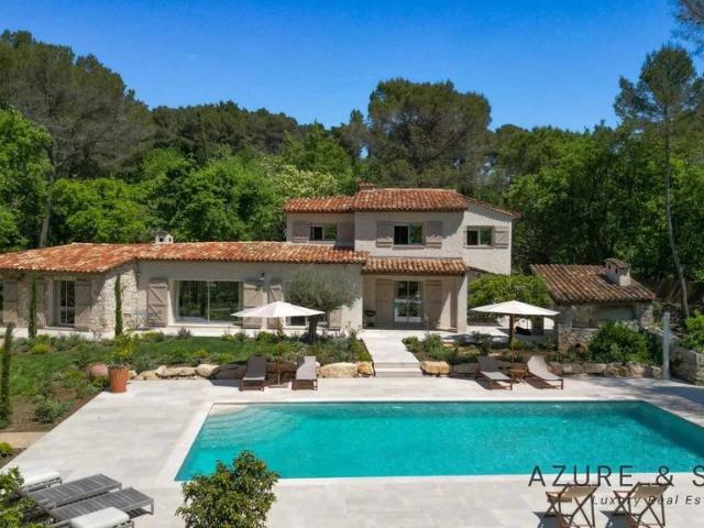 Villa de 8 pièces de luxe en vente Roquefort les Pins, France