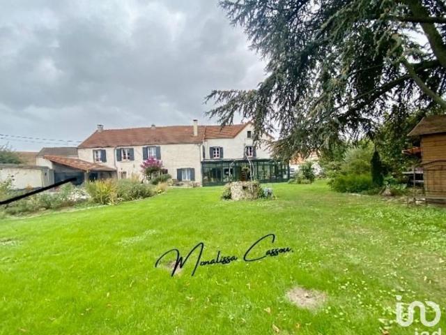 Villa de 8 pièces de luxe en vente Sainte Geneviève des Bois, Île de France