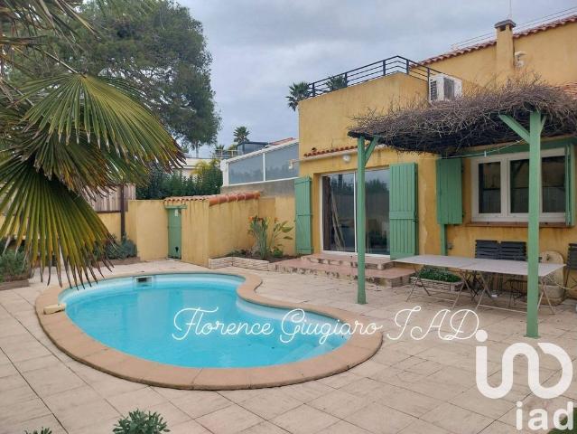 Villa de 8 pièces de luxe en vente Sanary sur Mer, Provence Alpes Côte d'Azur