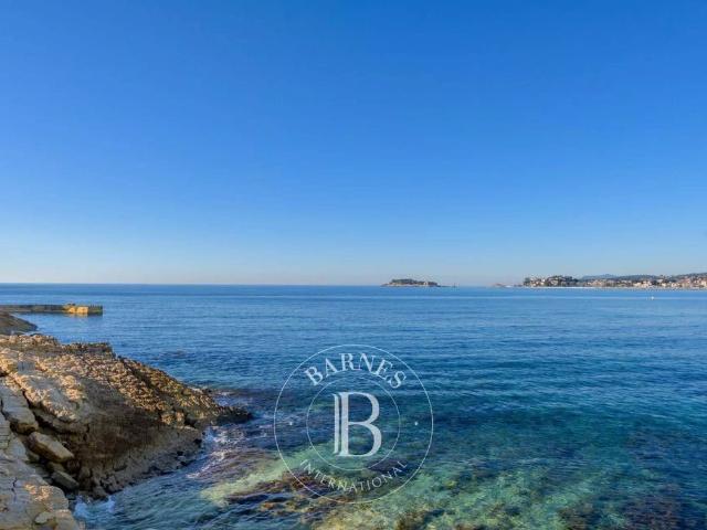Villa de 8 pièces de luxe en vente Sanary sur Mer, Provence Alpes Côte d'Azur