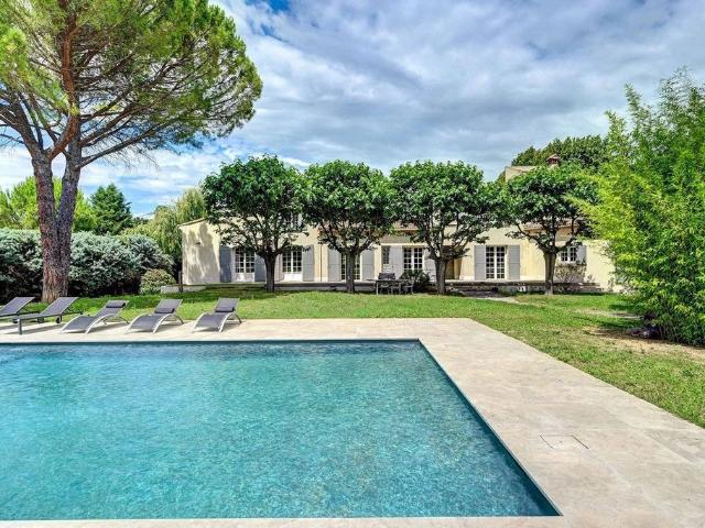 Villa de 8 pièces de luxe en vente Ventabren, Provence Alpes Côte d'Azur