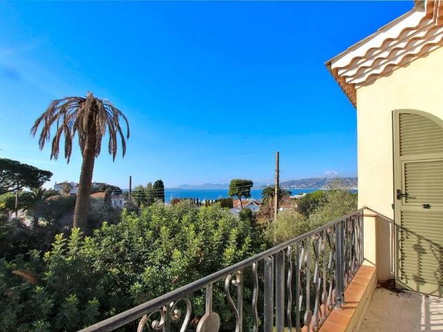 Villa de 9 pièces de luxe en location Antibes, Provence Alpes Côte d'Azur