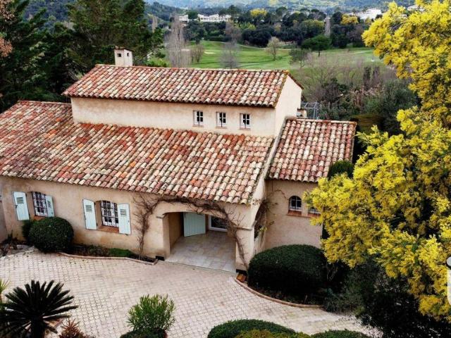 Villa de luxe de 9 pièces en vente Mandelieu, France