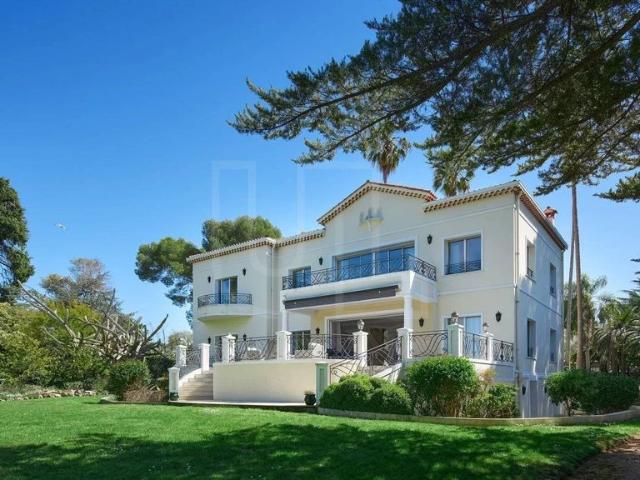 Villa de 9 pièces de luxe en vente Antibes, France