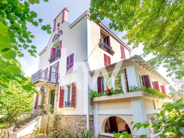 Villa de 9 pièces de luxe en vente Chelles, Île de France