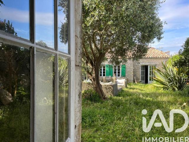 Villa de 9 pièces de luxe en vente Loix, France