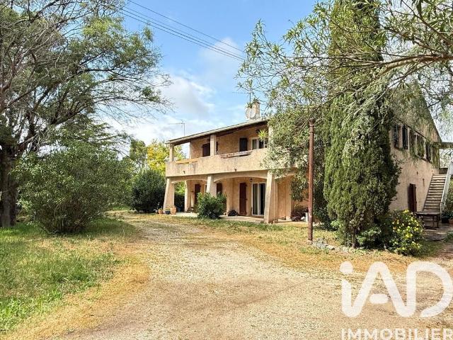 Villa de 13 pièces de luxe en vente La Crau, Provence Alpes Côte d'Azur
