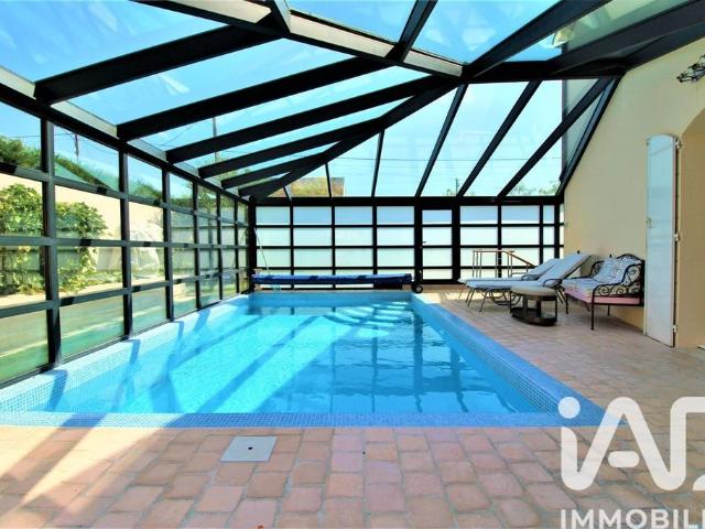 Villa de 10 pièces de luxe en vente Villecresnes, Île de France