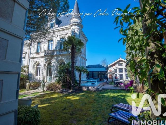 Villa de 10 pièces de luxe en vente Angers, Pays de la Loire