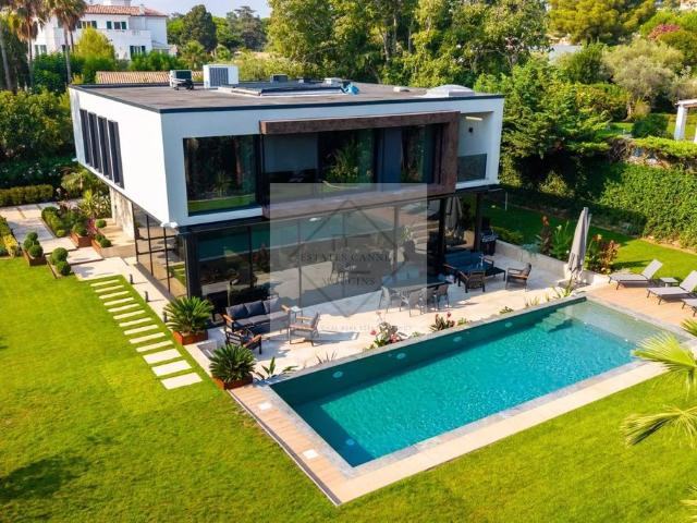 Villa de 10 pièces de luxe en vente Antibes, France