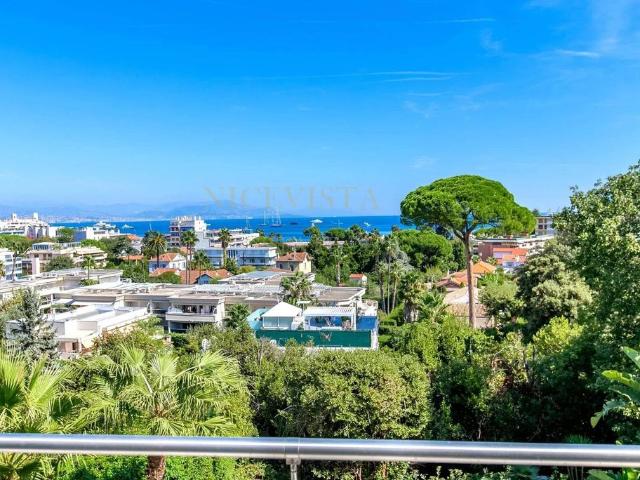 Villa de 10 pièces de luxe en vente Antibes, Provence Alpes Côte d'Azur