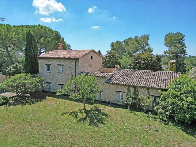 Villa de 10 pièces de luxe en vente Le Rouret, Provence Alpes Côte d'Azur