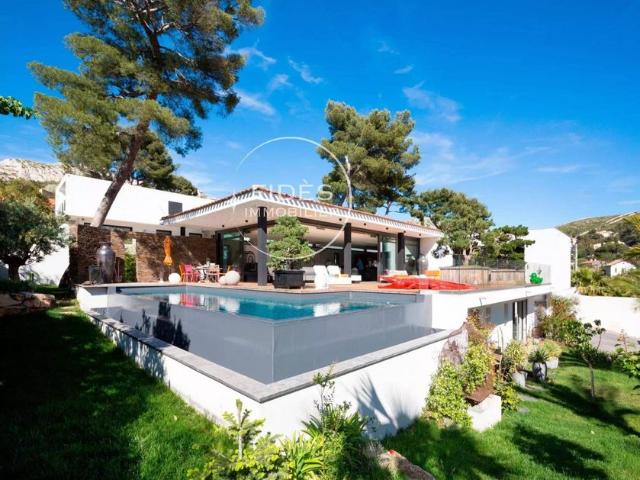 Villa de 10 pièces de luxe en vente Marseille, Provence Alpes Côte d'Azur