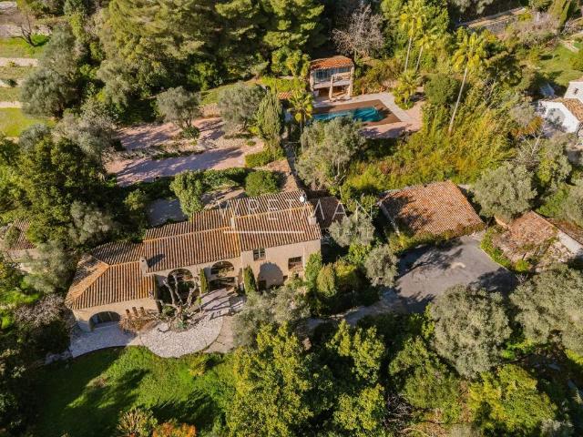 Villa de 11 pièces de luxe en vente Mougins, Provence Alpes Côte d'Azur