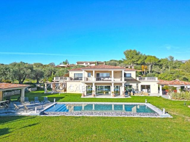 Villa de 11 pièces de luxe en vente Roquefort les Pins, France