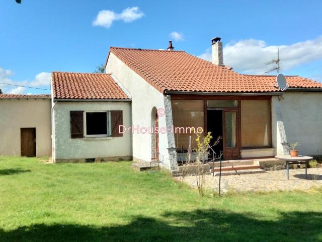 Villa de 120 M2 sur terrain de 2500 M2 entièrement constructible