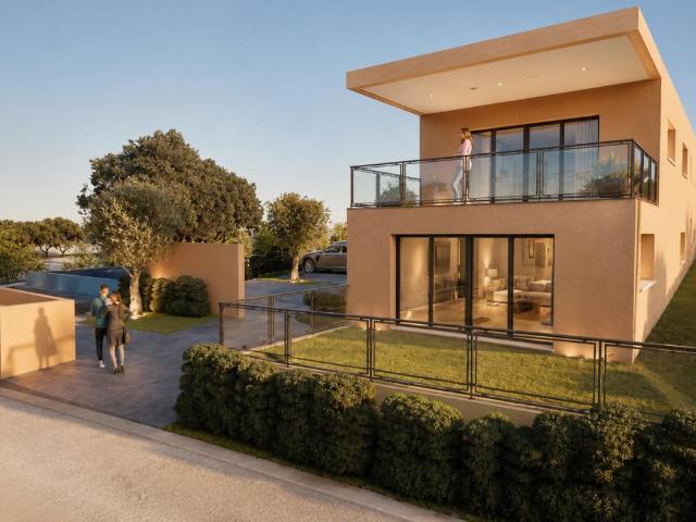 Villa de 123 m2 front de mer Carro