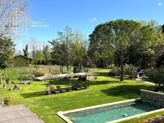 Villa de 12 pièces de luxe en vente Arles, Provence Alpes Côte d'Azur