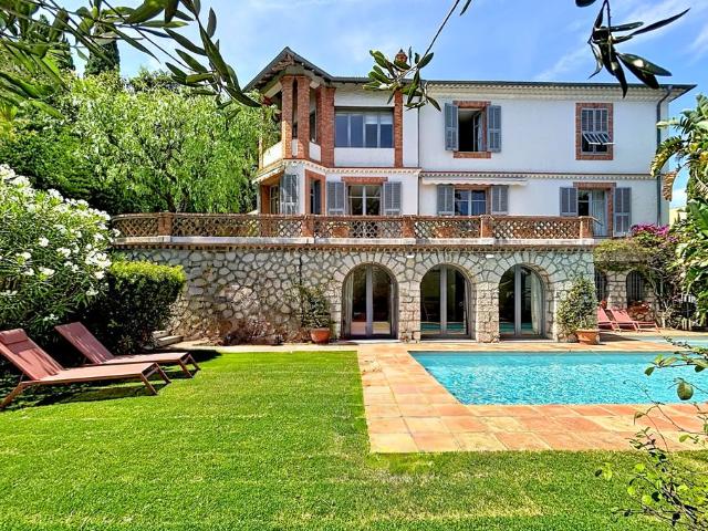 Villa de 12 pièces de luxe en vente Cannes, Provence Alpes Côte d'Azur